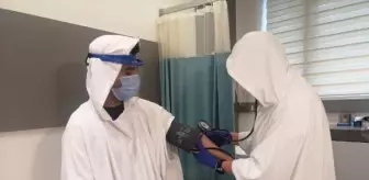 Diş Hekimliği Fakültesi: 'KOVİD-19 KALKANI' HASTANELERDE DENENDİ; GÖZ VE CİLDE ZARARI YOK Diş Hekimliği Fakültesi: 'KOVİD-19 KALKANI' HASTANELERDE DENENDİ; GÖZ VE CİLDE ZARARI YOK