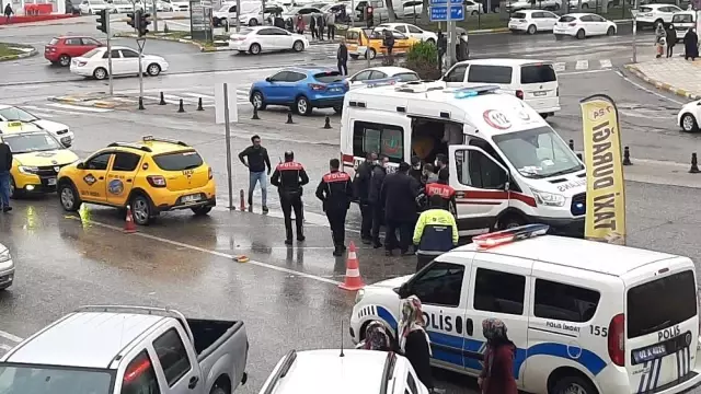 Taksici müşteri kavgası kanlı bitti: 3 yaralı