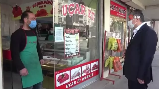 Vali Erdinç Yılmaz'ın korona virüsle mücadelesi takdir topluyor Vali Erdinç Yılmaz'ın korona virüsle mücadelesi takdir topluyor