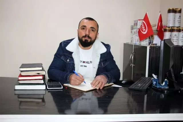 Bagaj dolusu parayla geldi, 46 ailenin borcunu sildi Bagaj dolusu parayla geldi, 46 ailenin borcunu sildi
