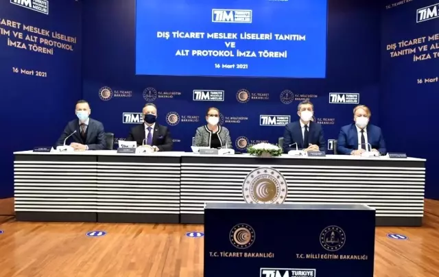 Bu protokol gençlere dış ticaret alanında yeni kapılar açacak