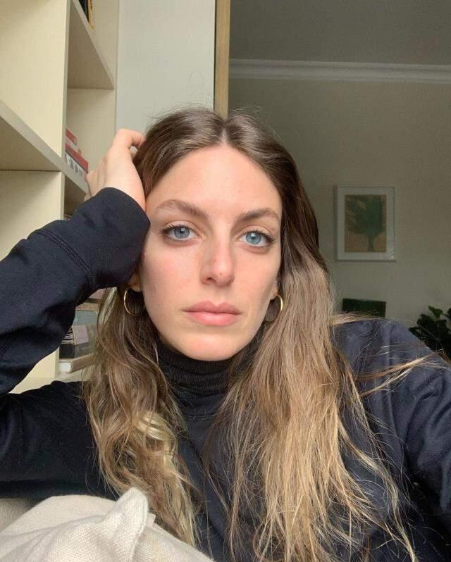 Bugün hayatını kaybeden futbolcu Erhan Önal, oyuncu Bige Önal'ın babası çıktı