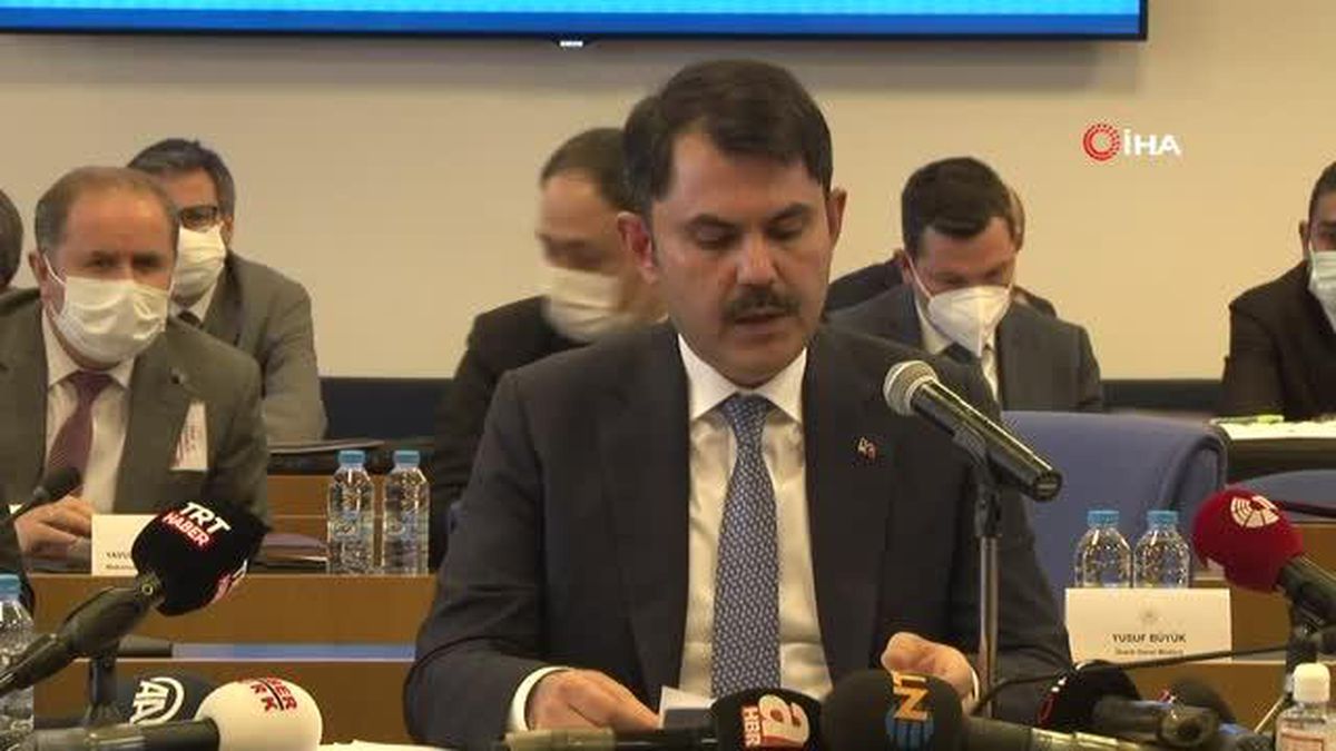 Çevre ve Şehircilik Bakanı Murat Kurum: - '(İzmir depremi konutları) Depremden 10 ay sonra, yani 2021 yılının Ağustos ayı itibariyle ilk...