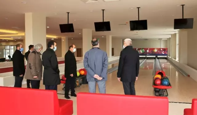 Cumhurbaşkanlığı Kütüphaneler Daire Başkanı Ayhan Tuğlu'dan Cumhurbaşkanlığı Kütüphaneler Daire Başkanı Ayhan Tuğlu'dan
