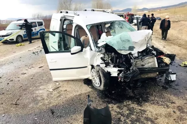 Gümüşhane'de zincirleme trafik kazası: 6 yaralı Gümüşhane'de zincirleme trafik kazası: 6 yaralı
