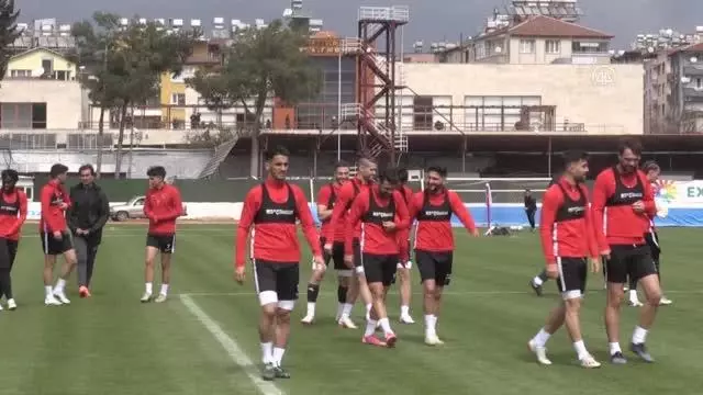 Hatayspor, iki haftalık arayı iyi değerlendirmek istiyor Hatayspor, iki haftalık arayı iyi değerlendirmek istiyor