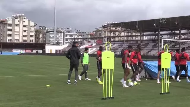 Hatayspor, iki haftalık arayı iyi değerlendirmek istiyor Hatayspor, iki haftalık arayı iyi değerlendirmek istiyor