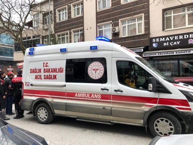 icra icin gelen avukata kursun 5 13997368 o