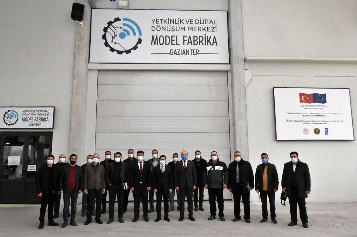 Makine Mühendisleri Odası'ndan model fabrikaya teknik gezi