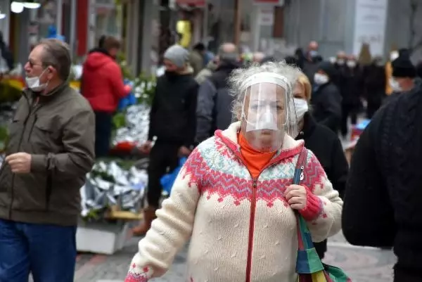 EDİRNE Trakya'daki vaka sayıları yükseldi EDİRNE Trakya'daki vaka sayıları yükseldi