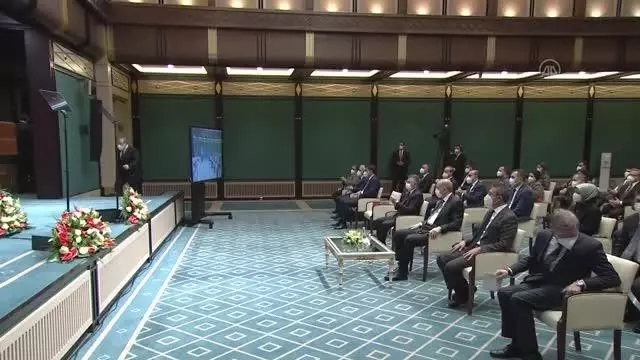 Varank: 'Bu devasa girişim, Türkiye'nin yükselen cazibesinin adeta ispatı konumunda' Varank: 'Bu devasa girişim, Türkiye'nin yükselen cazibesinin adeta ispatı konumunda'