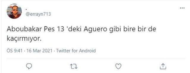 Vincent Aboubakar'ın Başakşehir maçında gösterdiği performans taraftarlardan övgü aldı Vincent Aboubakar'ın Başakşehir maçında gösterdiği performans taraftarlardan övgü aldı