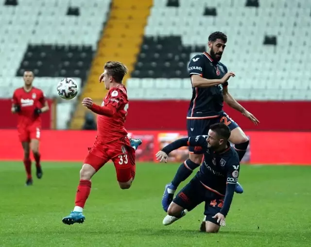 Ziraat Türkiye Kupası: Beşiktaş: 2 - Medipol Başakşehir: 0 (İlk yarı) Ziraat Türkiye Kupası: Beşiktaş: 2 - Medipol Başakşehir: 0 (İlk yarı)