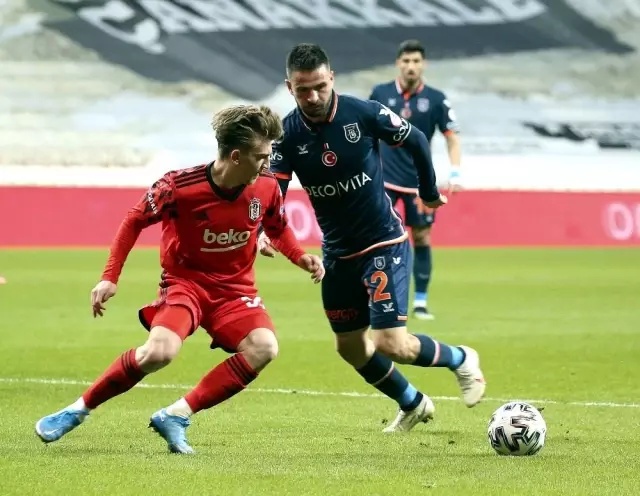 Ziraat Türkiye Kupası: Beşiktaş: 2 - Medipol Başakşehir: 0 (İlk yarı) Ziraat Türkiye Kupası: Beşiktaş: 2 - Medipol Başakşehir: 0 (İlk yarı)