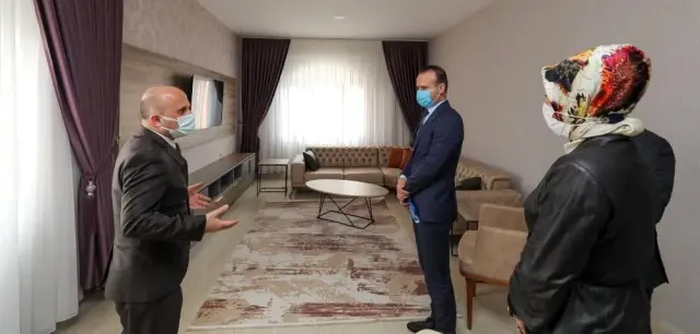 Ağrı Valisi Varol, Burçin Uysal Öğretmenevinde incelemelerde bulundu