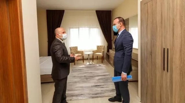 Ağrı Valisi Varol, Burçin Uysal Öğretmenevinde incelemelerde bulundu
