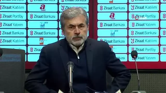 Aykut Kocaman: 'Talihsizliklerin bir şekilde bitmesini temenni ediyorum' Aykut Kocaman: 'Talihsizliklerin bir şekilde bitmesini temenni ediyorum'