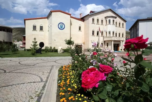 Son dakika: Bayburt Üniversitesine yeni bölüm ve programlar açıldı Son dakika: Bayburt Üniversitesine yeni bölüm ve programlar açıldı