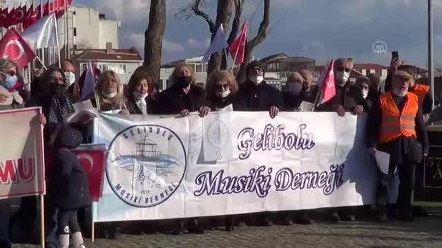 ÇANAKKALE - '57. Alay' için Tekirdağ'dan yola çıkan 57 gönüllü Gelibolu'ya geldi ÇANAKKALE - '57. Alay' için Tekirdağ'dan yola çıkan 57 gönüllü Gelibolu'ya geldi