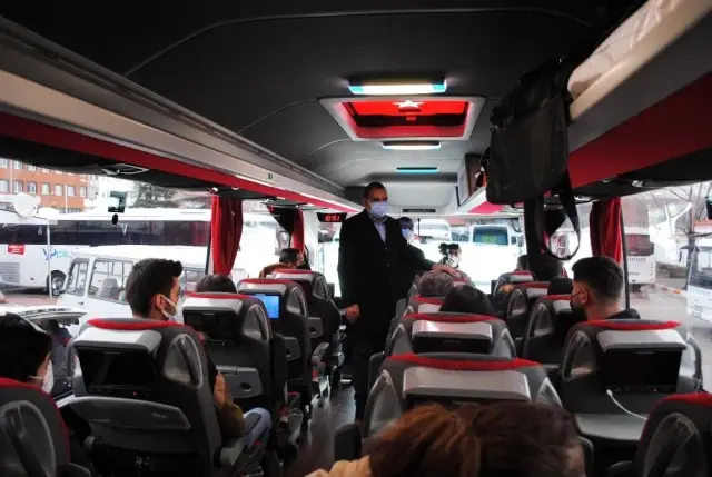 Eğirdir Kaymakamı Çelik: 'Bu Virüsü Kurallara Uyarak Hep Birlikte Aşacağız' Eğirdir Kaymakamı Çelik: 'Bu Virüsü Kurallara Uyarak Hep Birlikte Aşacağız'