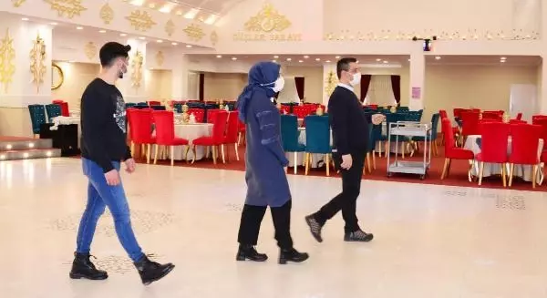 Son dakika haberi... Erzurum'da, düğün salonu işletmecilerinden 'Güvenli Düğün Projesi' Son dakika haberi... Erzurum'da, düğün salonu işletmecilerinden 'Güvenli Düğün Projesi'