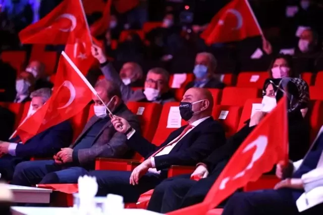 Keçiören Belediyesi, Çanakkale Zaferinin 106'ıncı yılında 'Çanakkale Geçilmez Konseri' düzenledi Keçiören Belediyesi, Çanakkale Zaferinin 106'ıncı yılında 'Çanakkale Geçilmez Konseri' düzenledi