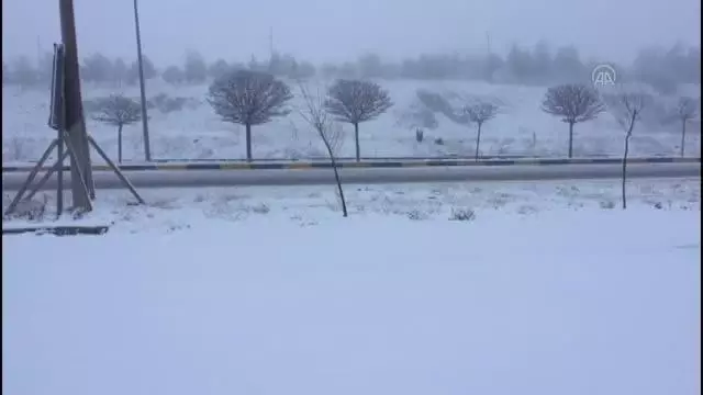 Çubuk ve Beypazarı'nda kar yağışı Çubuk ve Beypazarı'nda kar yağışı