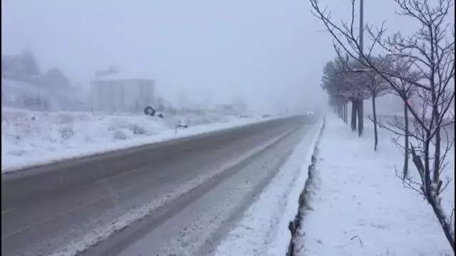 Çubuk ve Beypazarı'nda kar yağışı Çubuk ve Beypazarı'nda kar yağışı