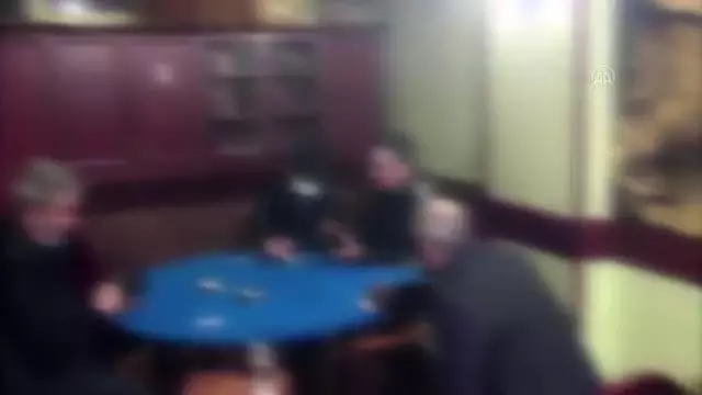 Lokalde kumar oynadığı iddiasıyla 14 kişiye para cezası kesil