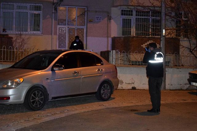 Son Dakika | Malatya'da kayınbirader enişte tartışmasında kan aktı: 2 yaralı Son Dakika | Malatya'da kayınbirader enişte tartışmasında kan aktı: 2 yaralı