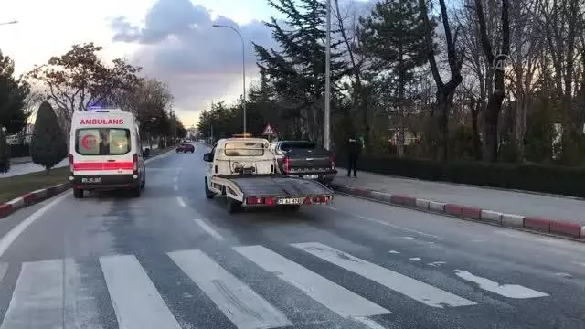 Trafik kazası: 1 yaralı Trafik kazası: 1 yaralı