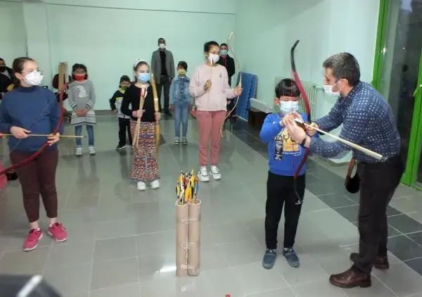 Son Dakika | SPOR Yozgat'ta geleneksel okçuluğa yoğun ilgi Son Dakika | SPOR Yozgat'ta geleneksel okçuluğa yoğun ilgi