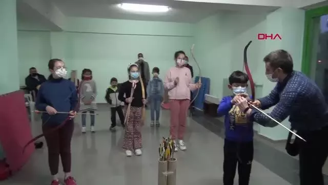 Son Dakika | SPOR Yozgat'ta geleneksel okçuluğa yoğun ilgi Son Dakika | SPOR Yozgat'ta geleneksel okçuluğa yoğun ilgi