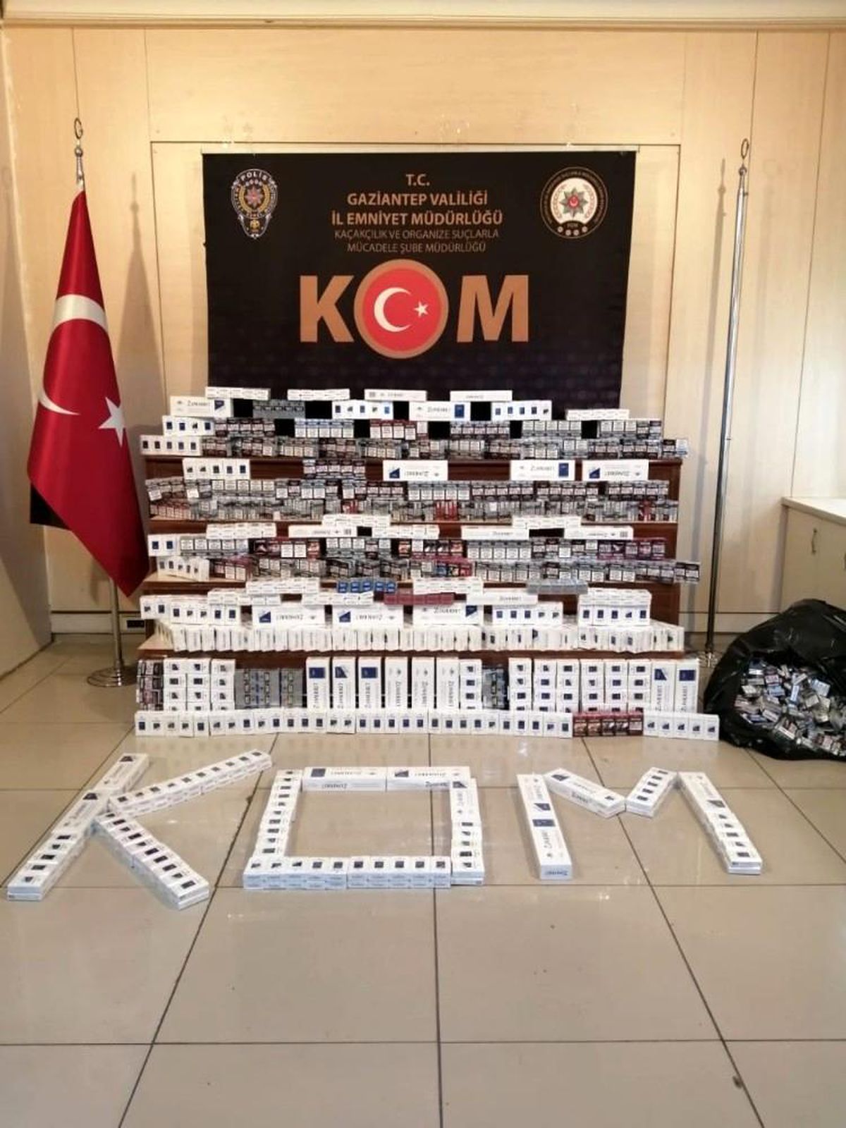 2 bin 580 paket kaçak sigara ele geçirildi