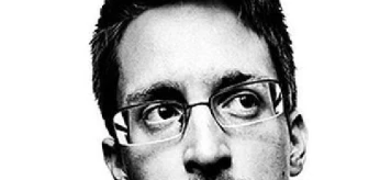 ABD'li bilgisayar uzmanı Snowden, Rusya vatandaşı olmak için başvuru yapacak