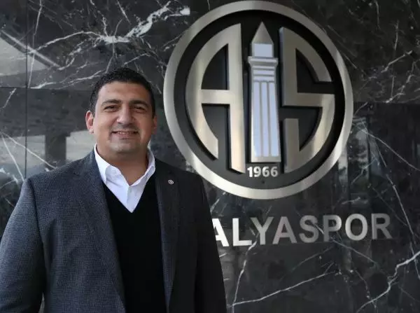 Ali Şafak Öztürk'ten Antalyaspor'a kupa primi Ali Şafak Öztürk'ten Antalyaspor'a kupa primi