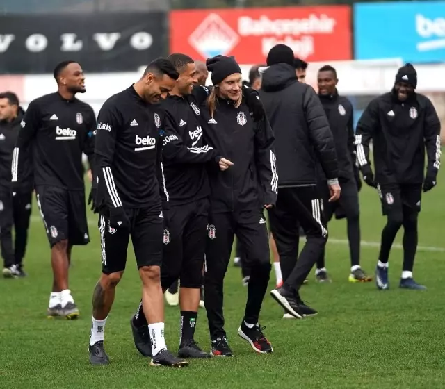 Beşiktaş'ta derbi hazırlıkları başladı Beşiktaş'ta derbi hazırlıkları başladı