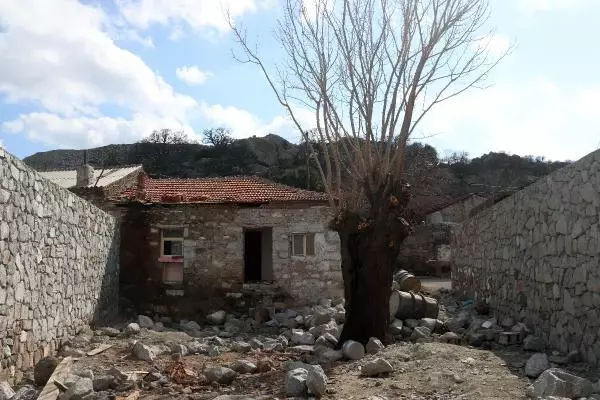 ÇANAKKALE Çanakkale Savaşları kahramanı Yahya Çavuş'un evi restore edilmeye başlandı