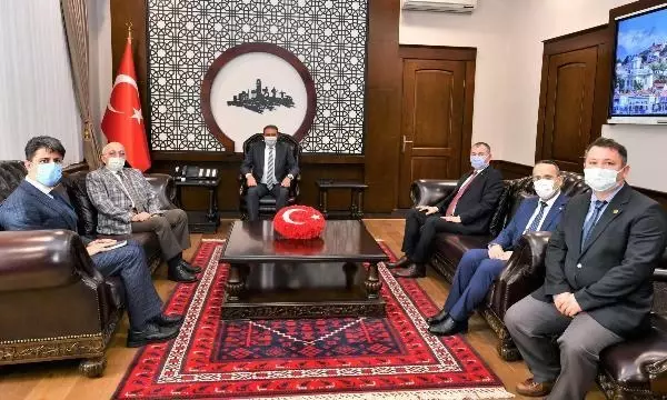 ÇOMÜ ile Balıkesir Büyükşehir Belediyesi arasında iş birliği protokolü imzalandı