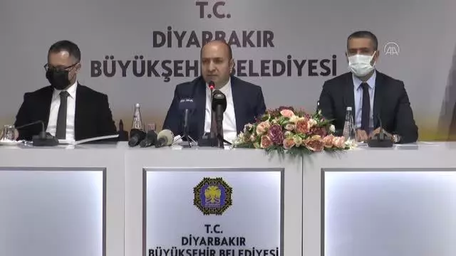 DİYARBAKIR - Belediyelere kura yöntemiyle 423 personel alınacak DİYARBAKIR - Belediyelere kura yöntemiyle 423 personel alınacak