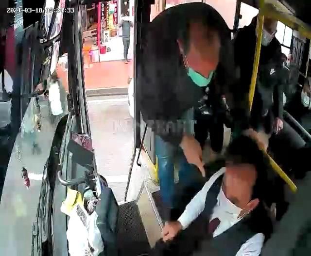 durak ilerde diye uyaran otobus surucusunu bo 2 14003019 o