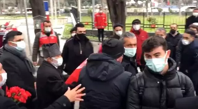Son dakika haber | Edirnekapı Şehitliği'nde İmamoğlu'na şok tepki Son dakika haber | Edirnekapı Şehitliği'nde İmamoğlu'na şok tepki