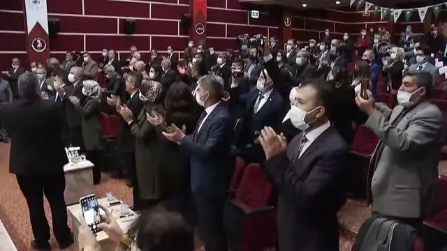 Gelecek Partisi Genel Başkanı Davutoğlu, parti teşkilatlarının açılışına katıldı Gelecek Partisi Genel Başkanı Davutoğlu, parti teşkilatlarının açılışına katıldı
