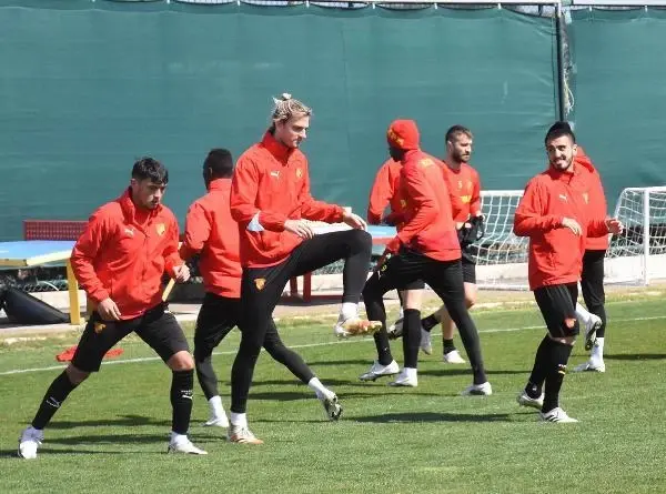 SPOR Göztepe'ye evinde yan bakılmıyor SPOR Göztepe'ye evinde yan bakılmıyor