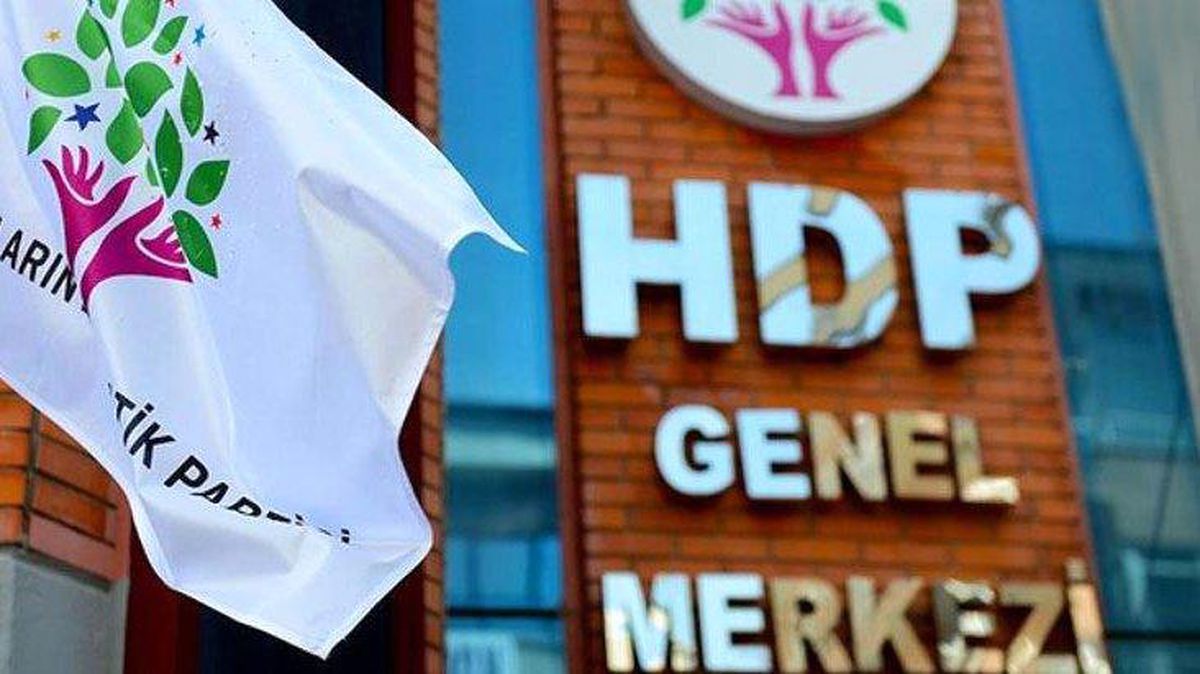 HDP iddianamesinin detayları! Demirtaş ve Figen Yüksekdağ'ın da içlerinde olduğu yüzlerce kişiye siyaset yasağı isteniyor
