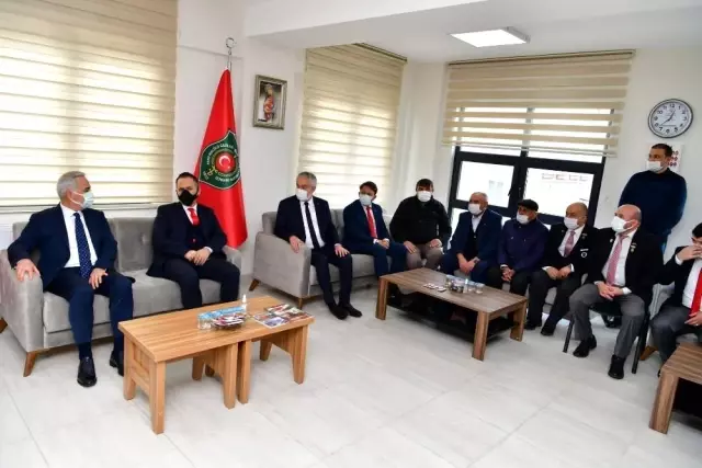Isparta'da 18 Mart Şehitleri Anma Günü ve Çanakkale Zaferi'nin 106. yıldönümü