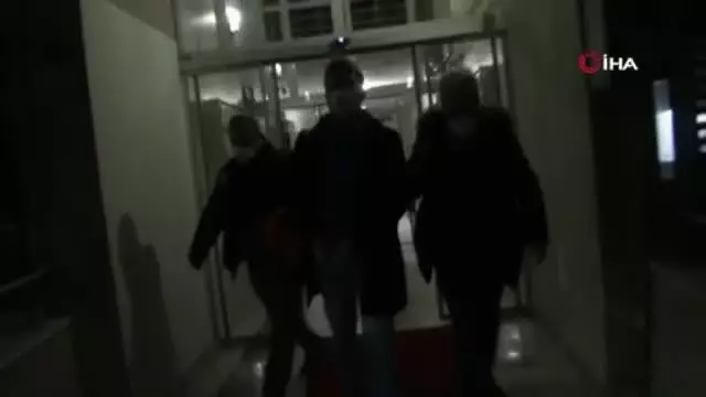 Son dakika haberleri | İstanbul merkezli 16 ilde düzenlenen FETÖ operasyonunda yeni ayrıntılara ulaşıldı Son dakika haberleri | İstanbul merkezli 16 ilde düzenlenen FETÖ operasyonunda yeni ayrıntılara ulaşıldı