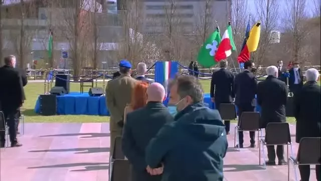 İtalya, Kovid-19 kurbanlarını anıyor