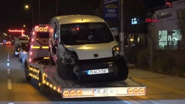 Son dakika haberi! İzmir'de zincirleme kaza Polis memuru ve 2 kişi yaralandı Son dakika haberi! İzmir'de zincirleme kaza Polis memuru ve 2 kişi yaralandı