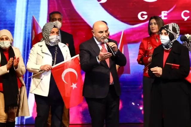 Keçiören Belediyesi'nden 'Çanakkale Geçilmez' konseri Keçiören Belediyesi'nden 'Çanakkale Geçilmez' konseri